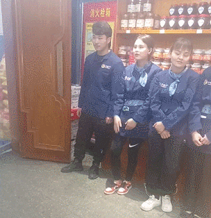 女生的飛吻怎么接？怎么搶？附搞笑表情包