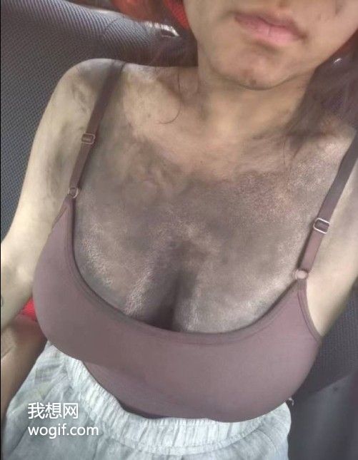姑娘，以后別去“云南抹黑節”了，你不是他們的對手（圖）